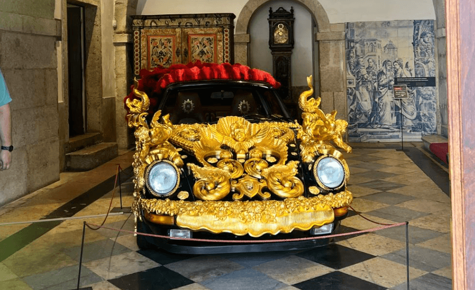 Porsche de Joana Vasconcelos